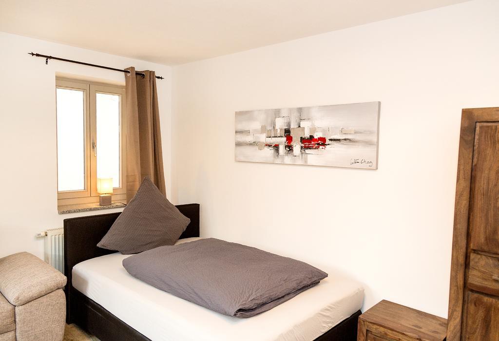 Apartment Yachthafen Waren Exteriör bild